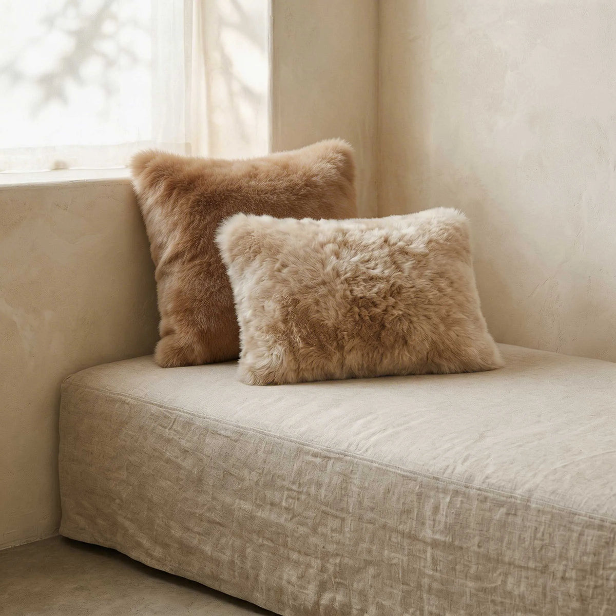 Pillow Églantine